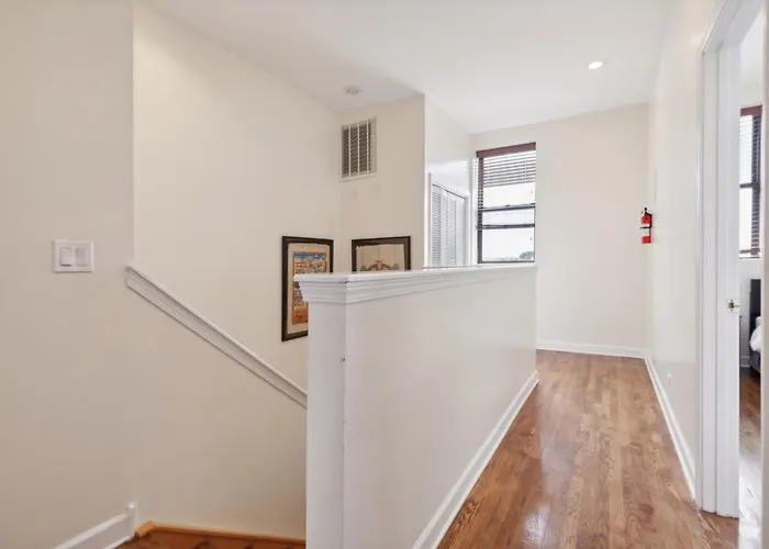Near Downtown & Uchicago Apartment *