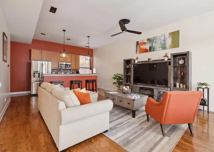 Apartment Near Downtown & Uchicago Chicago